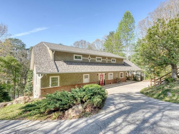 92 Notla Vista 1, Blairsville, GA 30512