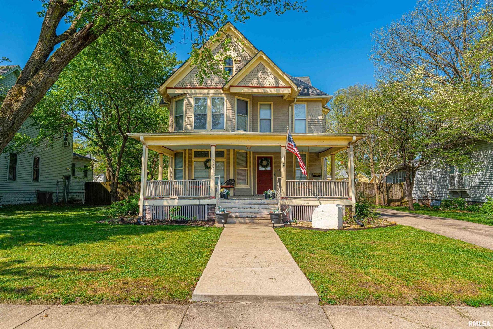 619 N Union Street, Lincoln, IL 62656 Main Photo