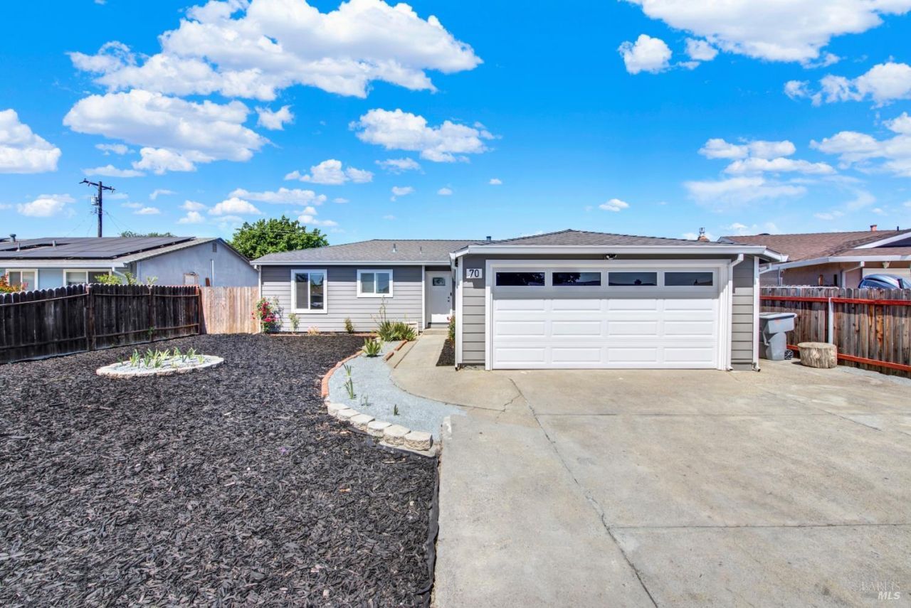 70 Novato Drive, Vacaville, CA 95688 Main Photo