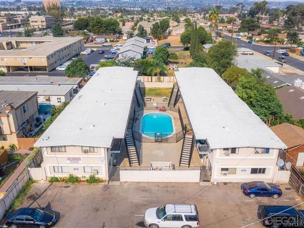 532 N 1St, El Cajon, CA 92021