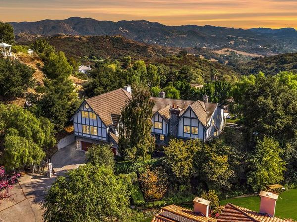 21128 Bellini Drive, Topanga, CA 90290