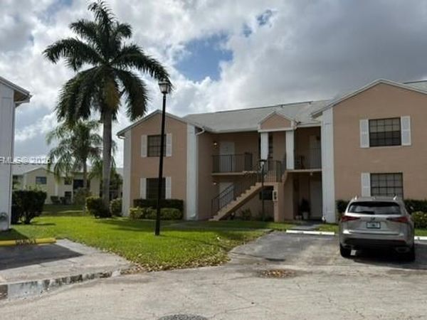 1160 Washington Cir, Unit 1160 B, Florida City, FL 33034