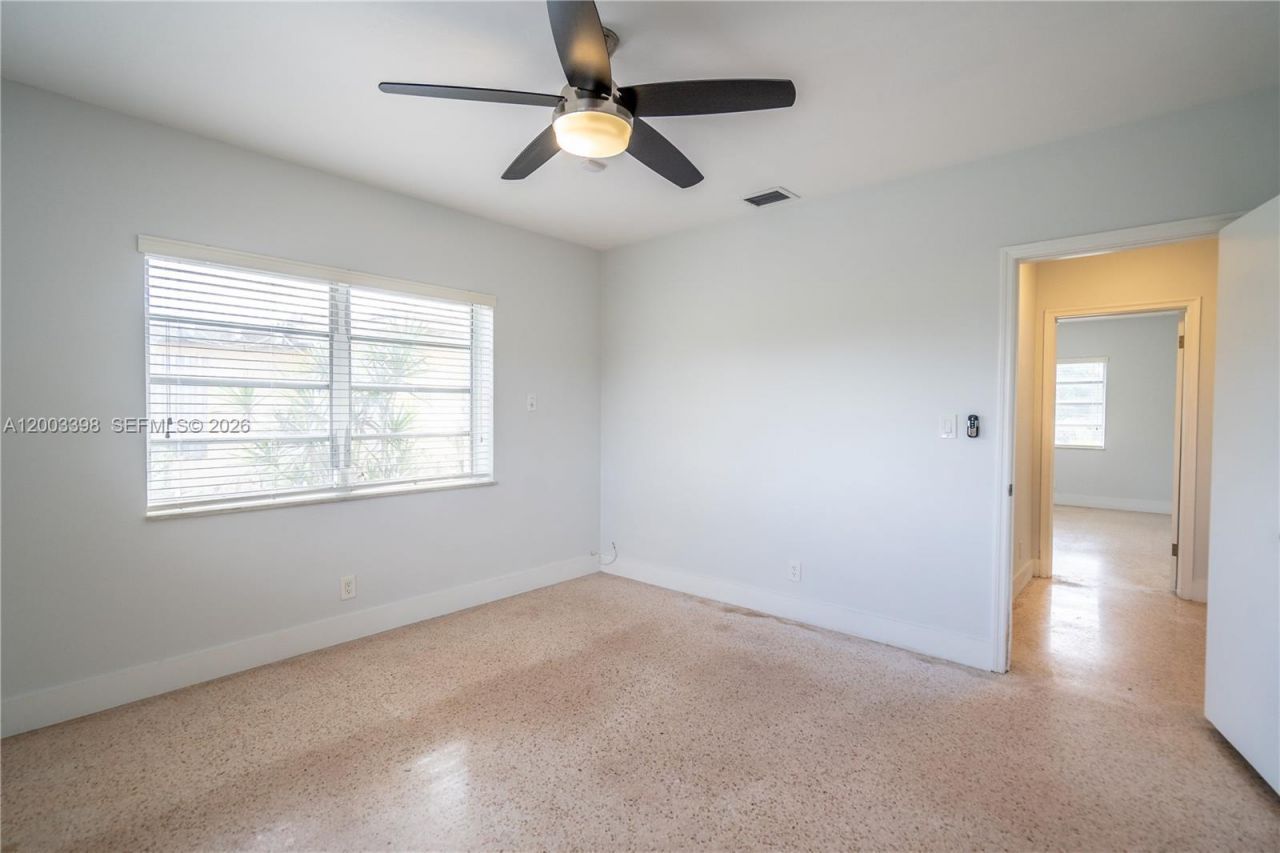 475 S Shore Dr , Miami Beach, FL 33141 Photo