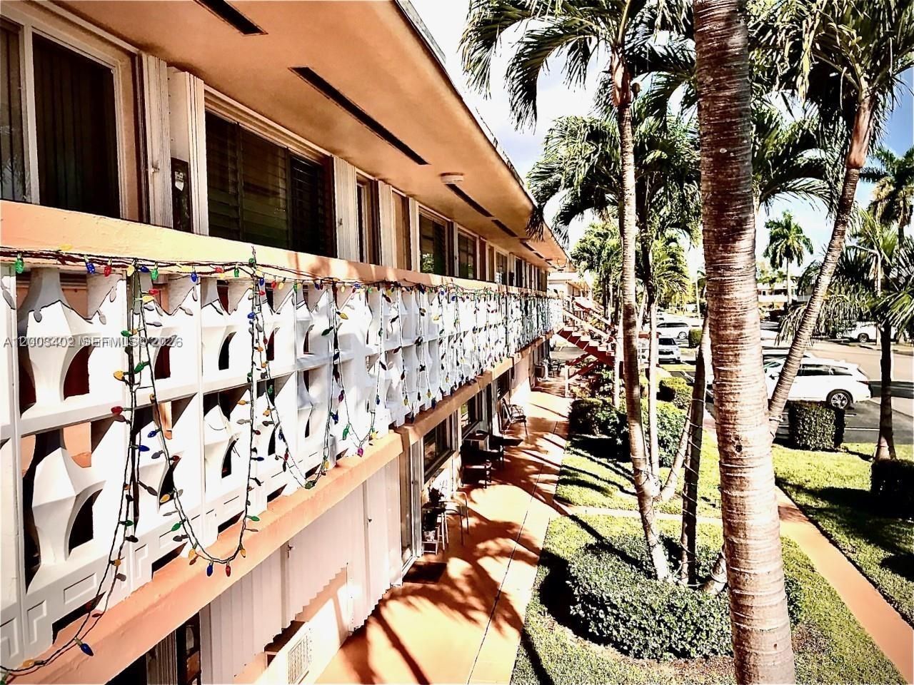 900 SW 11th Ave , Unit 17C, Hallandale Beach, FL 33009 Photo