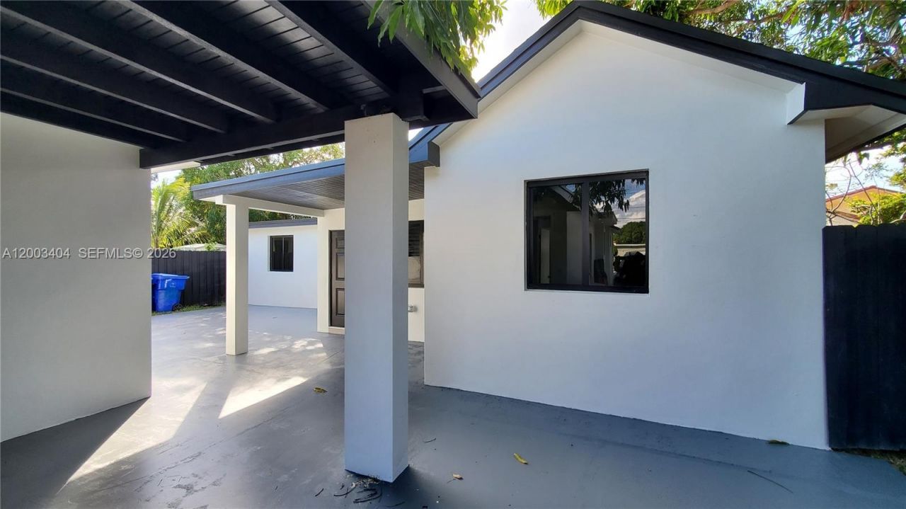 40 SW 34th Ave , Unit C, Miami, FL 33135 Photo