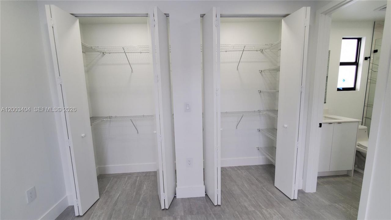 40 SW 34th Ave , Unit C, Miami, FL 33135 Photo