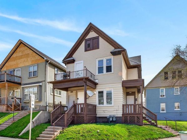 1800 N 36th STREET, Milwaukee, WI 53208