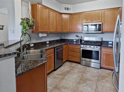 600 Moon Cir #611, Unit 611, Folsom, CA 95630 Photo