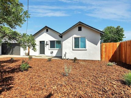 4593 Arboga Rd, Olivehurst, CA 95961 Photo