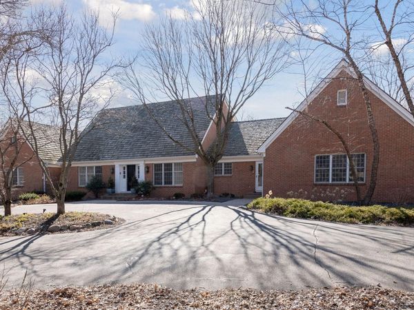 425 Ferndale Road N, Wayzata, MN 55391