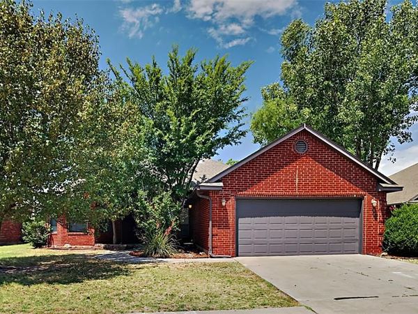 16409 Stoneview Drive, Oklahoma City, OK 73170