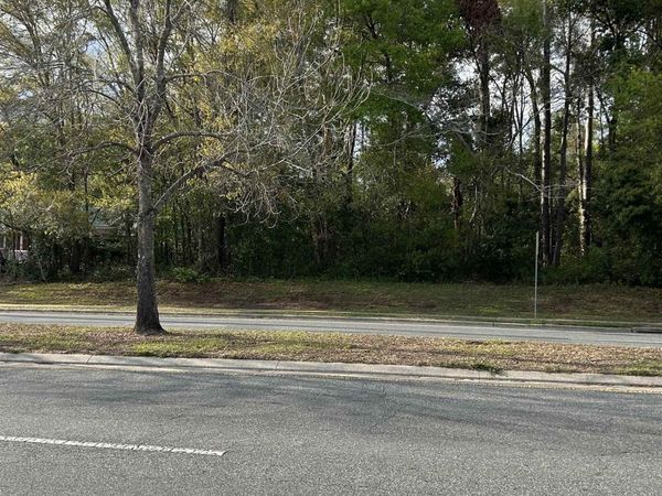 1912 Miccosukee Road, Tallahassee, FL 32308