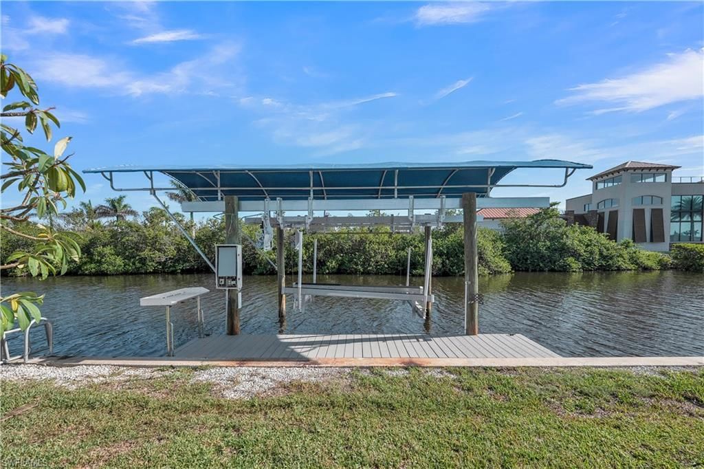 2880 8th Ave , Saint James City, FL 33956 Photo