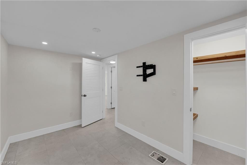 2880 8th Ave , Saint James City, FL 33956 Photo