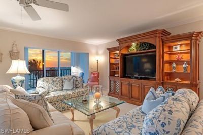 3377 Gulf Shore Blvd N, Unit 4D, Naples, FL 34103 Photo