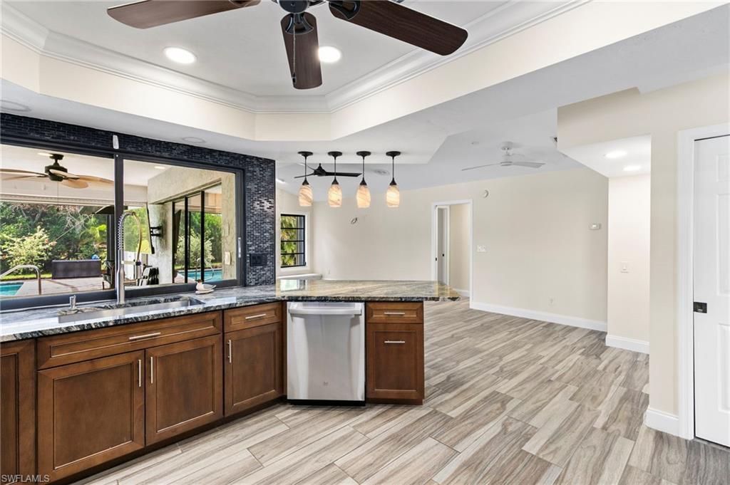 2010 Imperial Golf Course Blvd , Naples, FL 34110 Photo