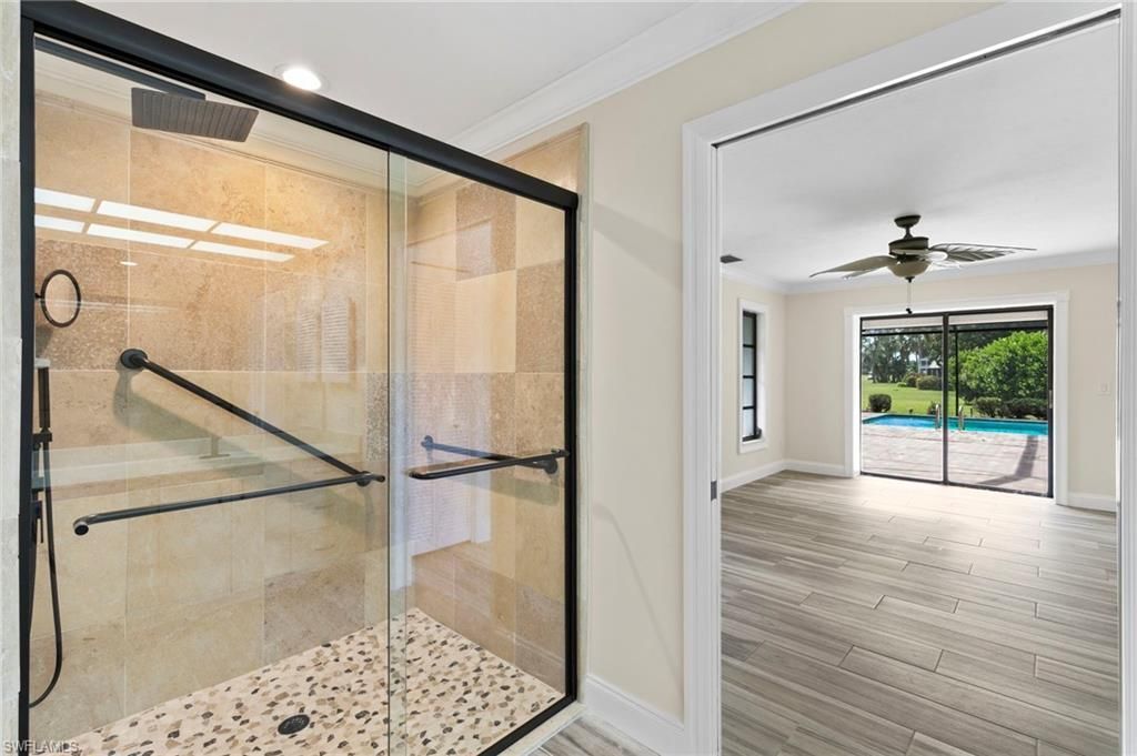 2010 Imperial Golf Course Blvd , Naples, FL 34110 Photo