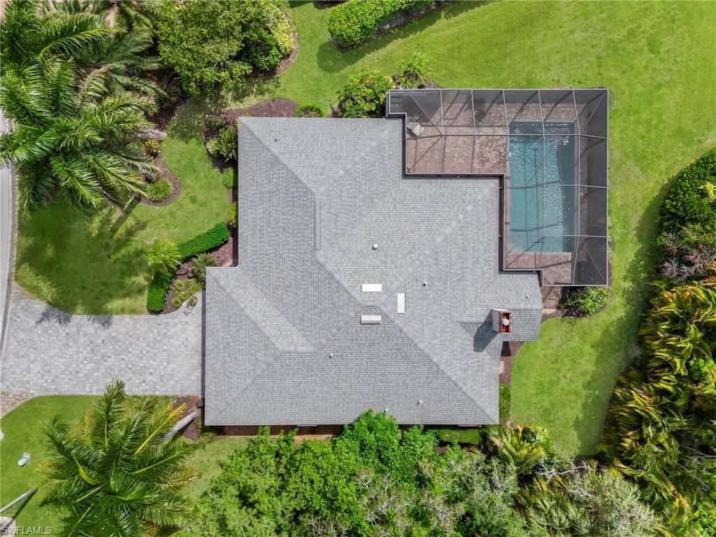 2010 Imperial Golf Course Blvd , Naples, FL 34110 Photo