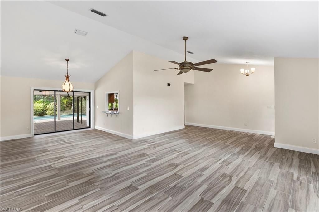 2010 Imperial Golf Course Blvd , Naples, FL 34110 Photo