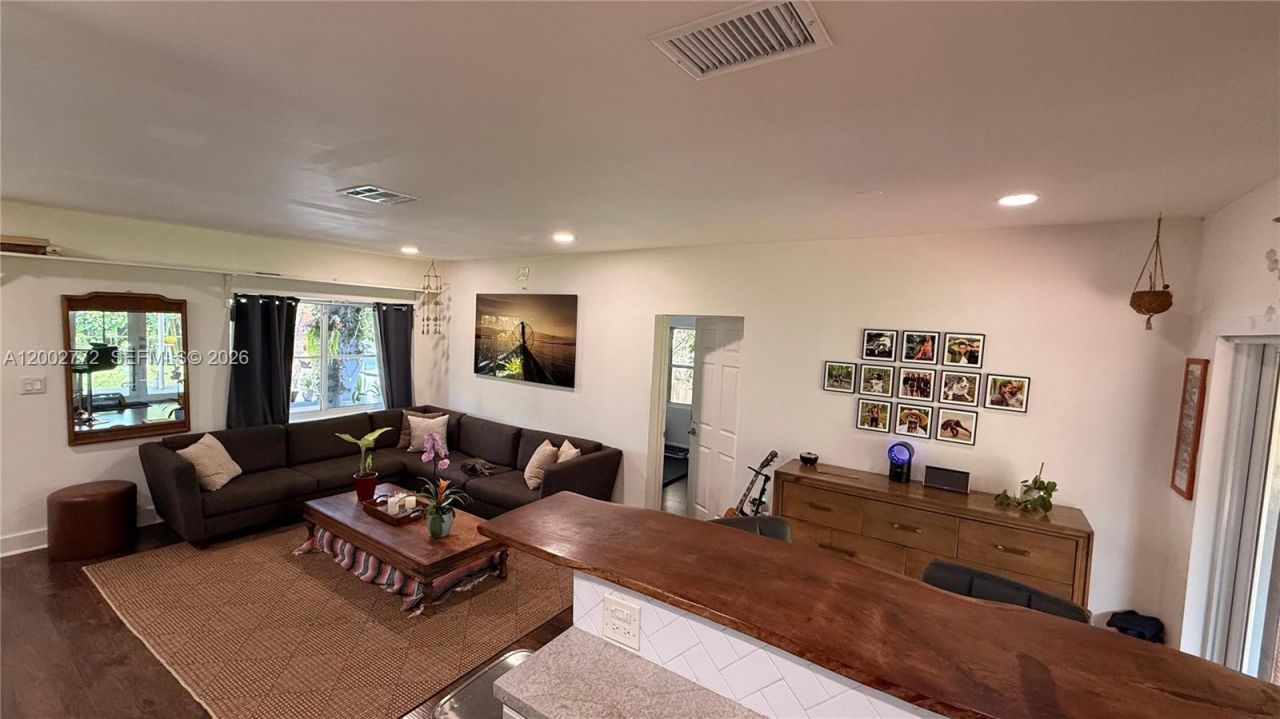 431 NW 107th St , Unit 431, Miami, FL 33168 Photo