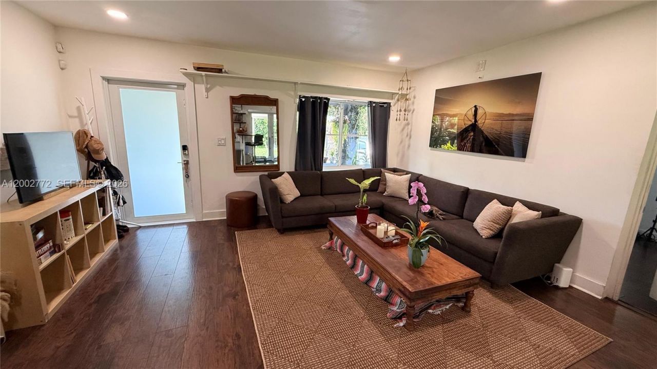 431 NW 107th St , Unit 431, Miami, FL 33168 Photo