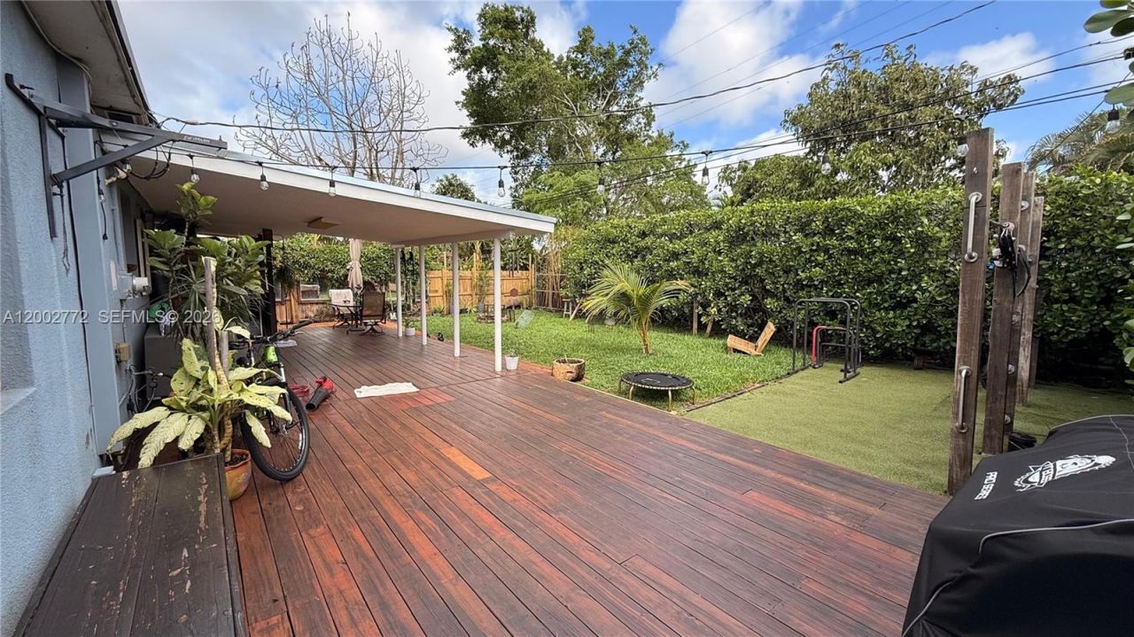 431 NW 107th St , Unit 431, Miami, FL 33168 Photo