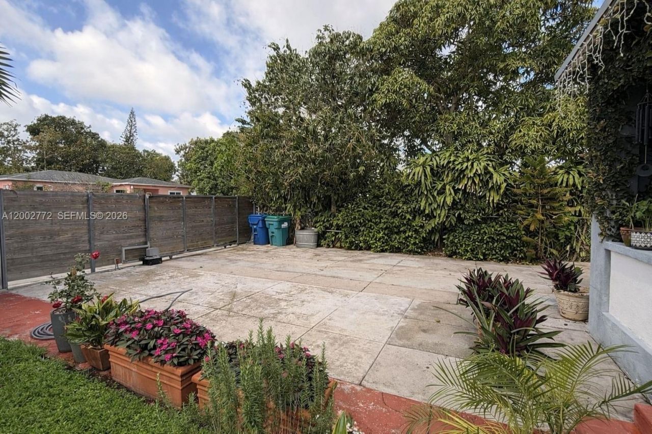 431 NW 107th St , Unit 431, Miami, FL 33168 Photo