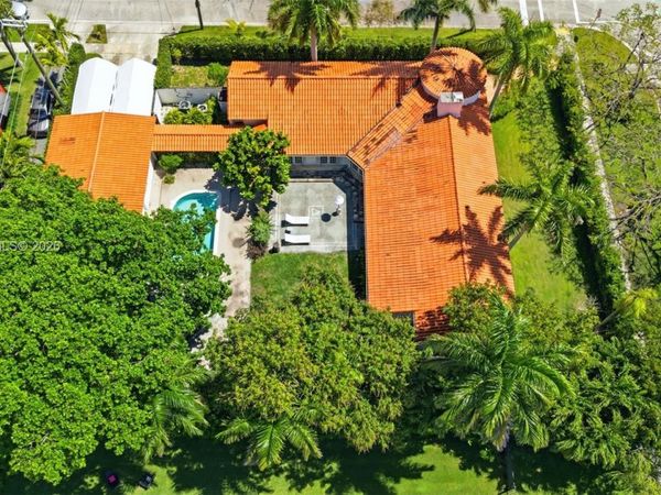 2300 S Miami Ave, Miami, FL 33129