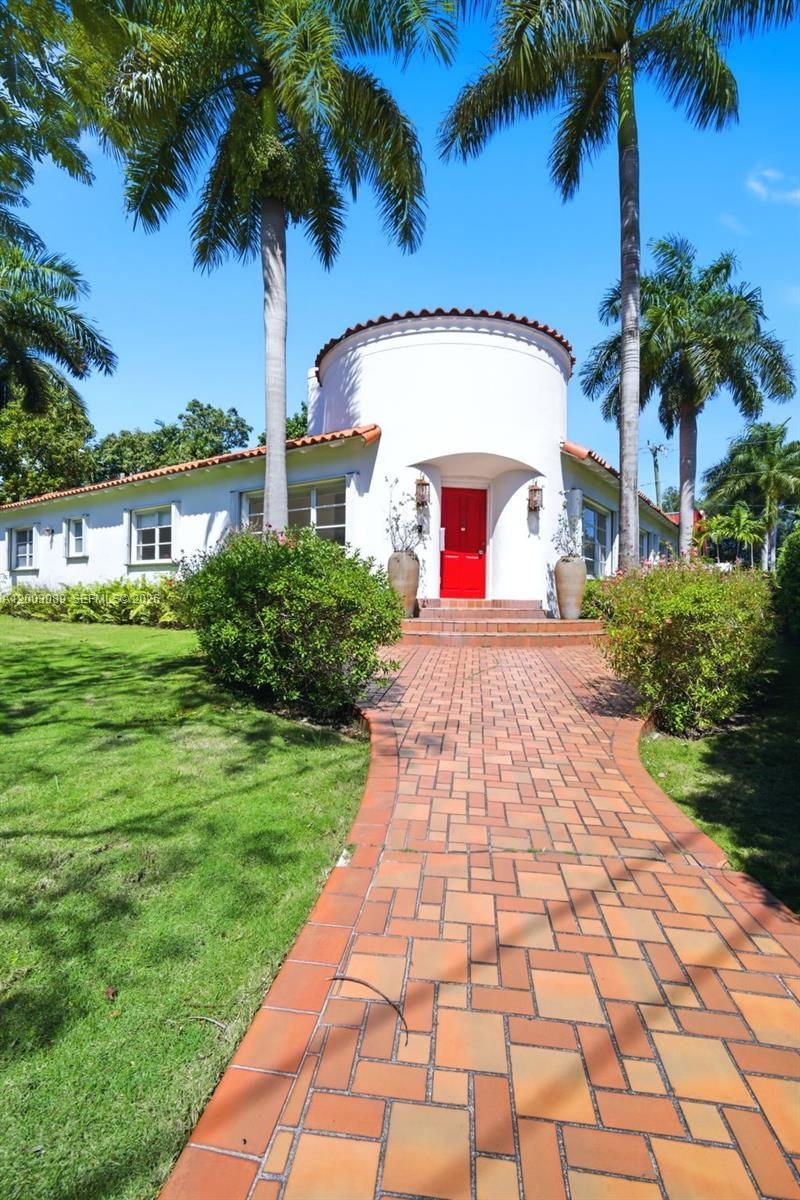 2300 S Miami Ave, Miami, FL 33129 Photo