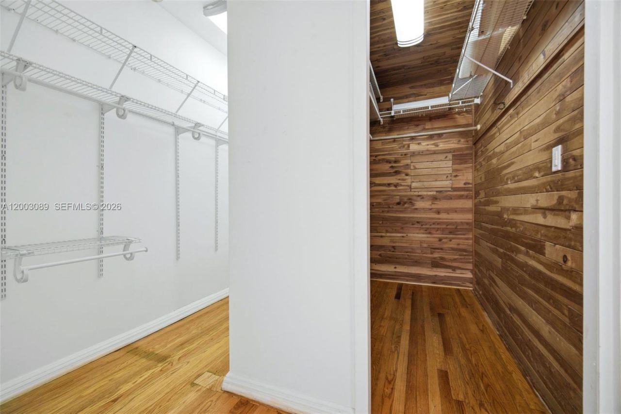 2300 S Miami Ave , Miami, FL 33129 Photo