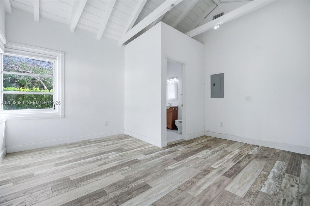 2300 S Miami Ave , Miami, FL 33129 Photo