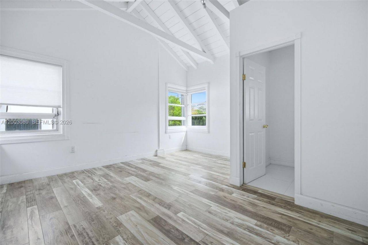 2300 S Miami Ave, Miami, FL 33129 Photo