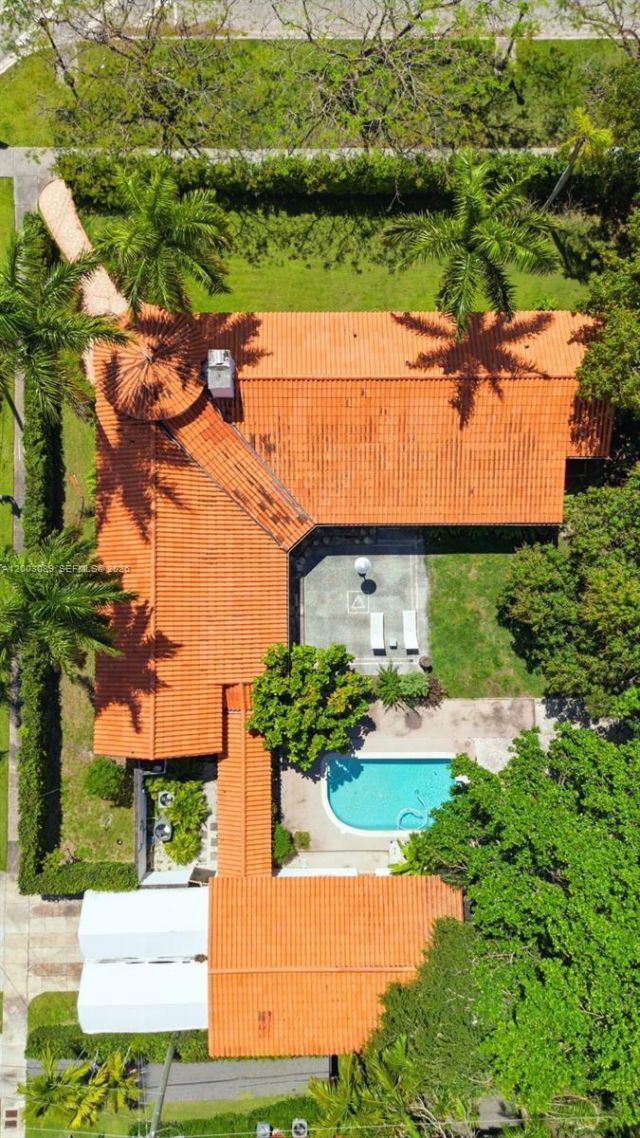 2300 S Miami Ave , Miami, FL 33129 Photo