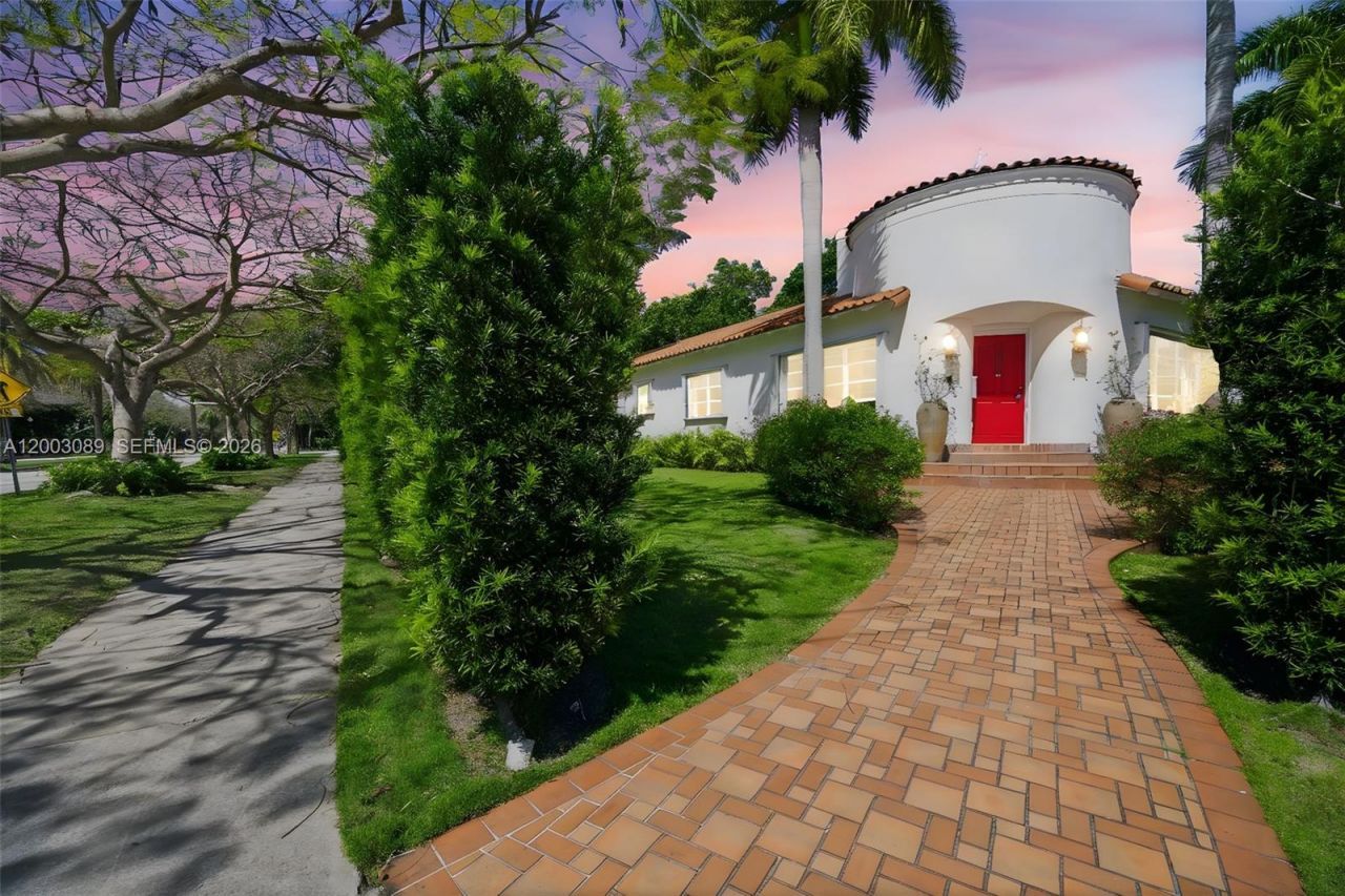 2300 S Miami Ave, Miami, FL 33129 Photo