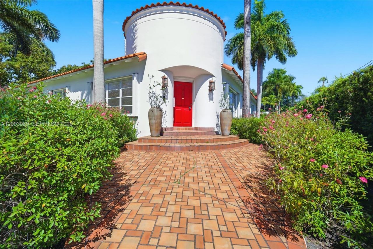 2300 S Miami Ave, Miami, FL 33129 Photo