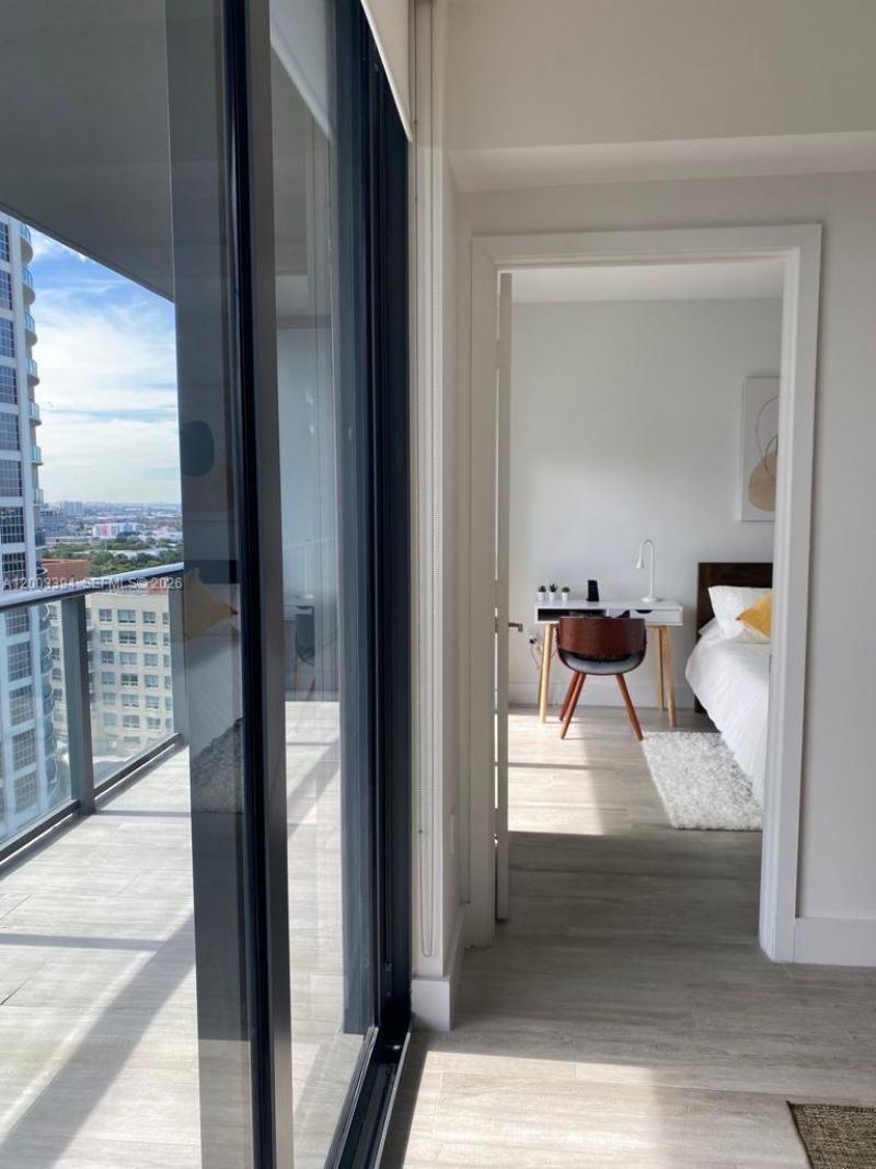 121 NE 34th St , Unit 1703, Miami, FL 33137 Photo