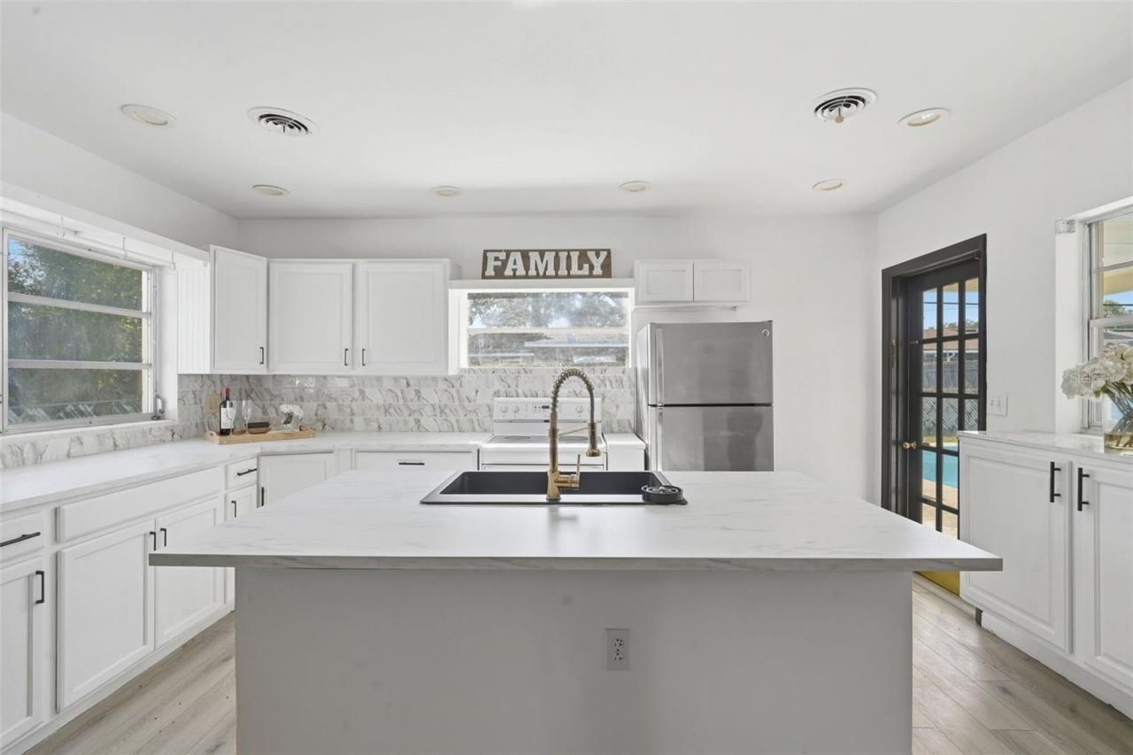 4510 Fetrow Drive , Orlando, FL 32812 Photo