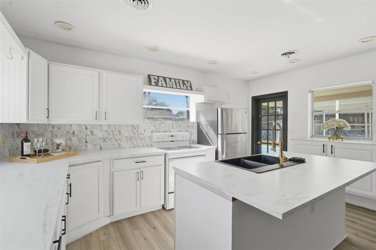 4510 Fetrow Drive , Orlando, FL 32812 Photo