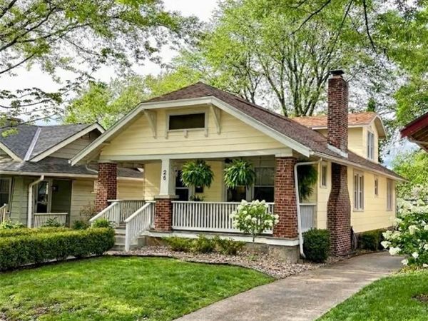 26 W 73rd Terrace, Kansas City, MO 64114