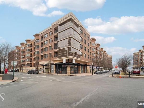 20 Ave At Port Imperial 113, WEST NEW YORK, NJ 07093