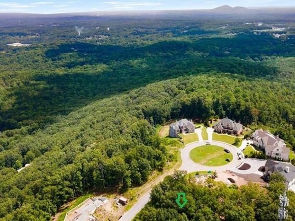 5003 Pindos Trail , Powder Springs, GA 30127