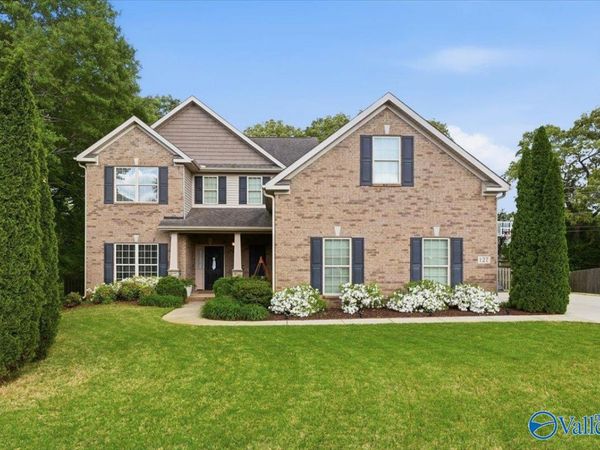 127 Whippoorwill Drive, Huntsville, AL 35811