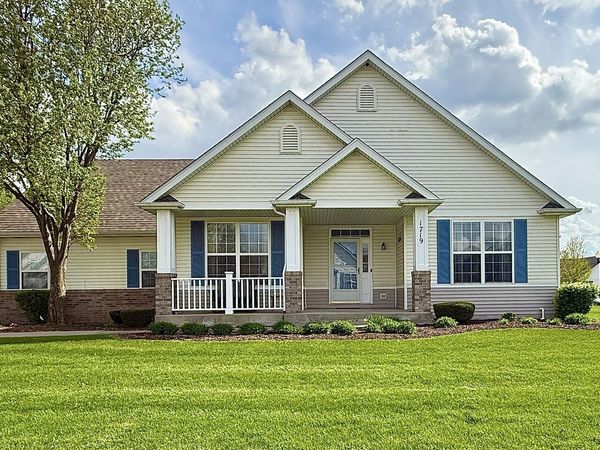 1719 Devonshire Lane , Shorewood, IL 60404