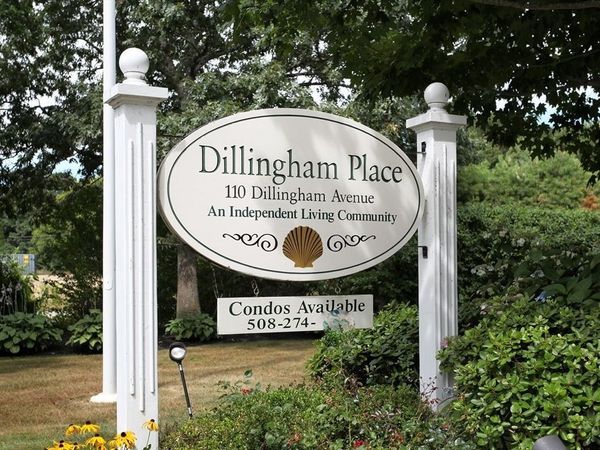 110 Dillingham Ave, Unit 214, Falmouth, MA 02540