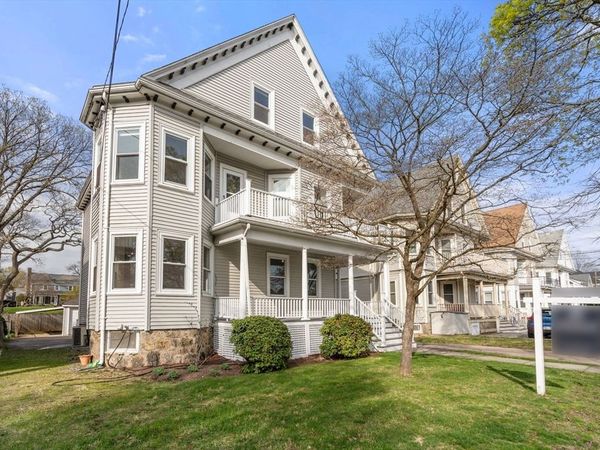 2065 Commonwealth Avenue, Unit 2065, Newton, MA 02466