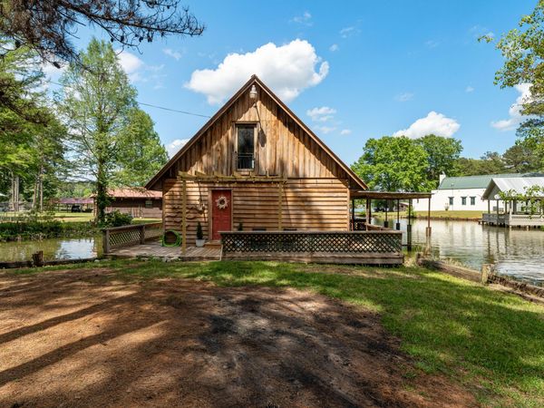 494 Lake Eddins 1638, Pachuta, MS 39347