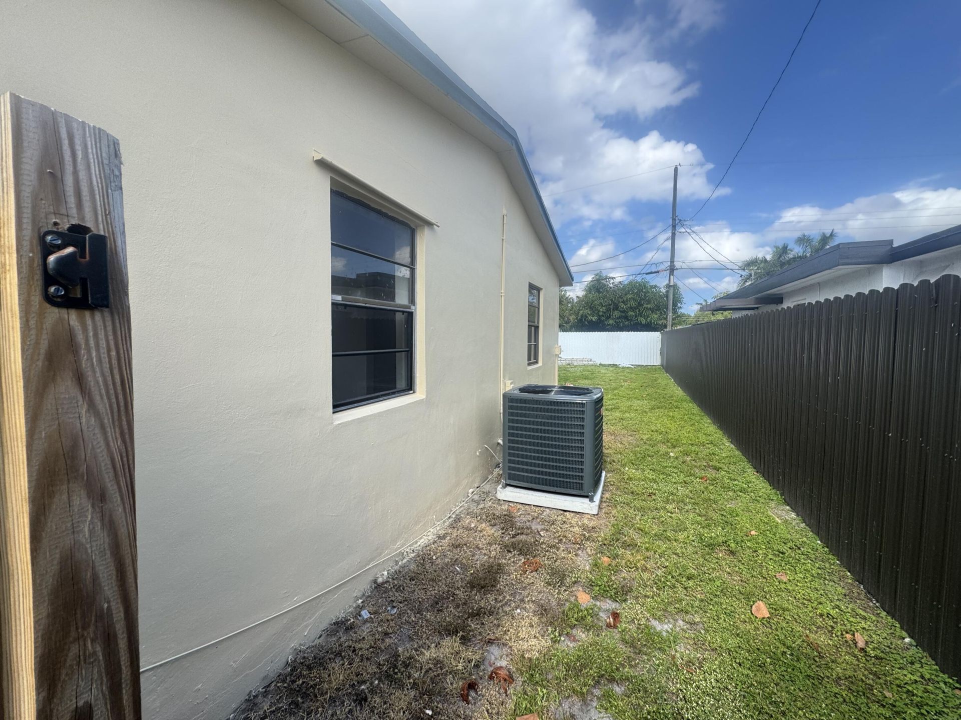 701 NW 74th Avenue, Hollywood, FL 33024 Photo