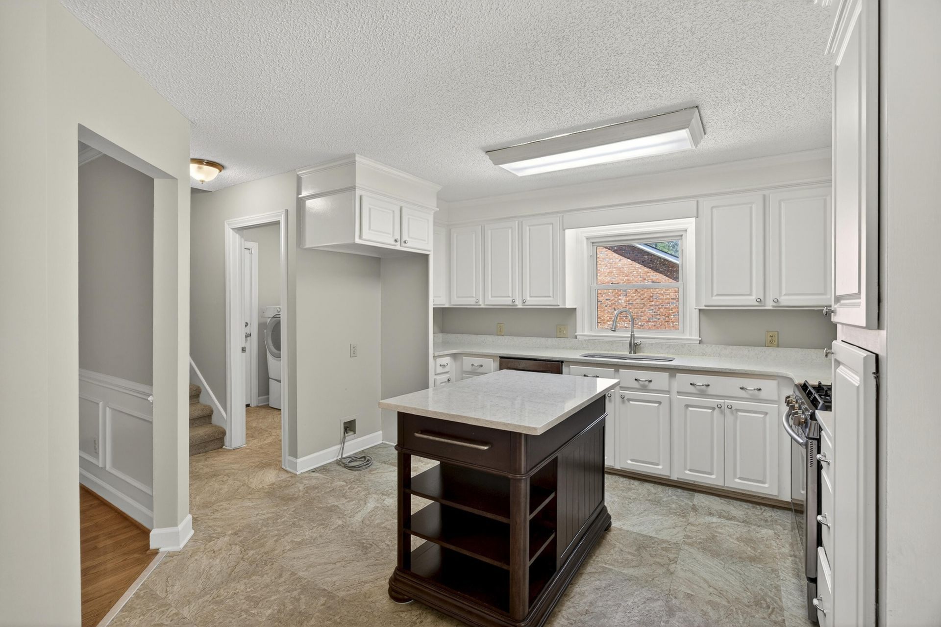 2171 Hunter Creek Drive Photo 13