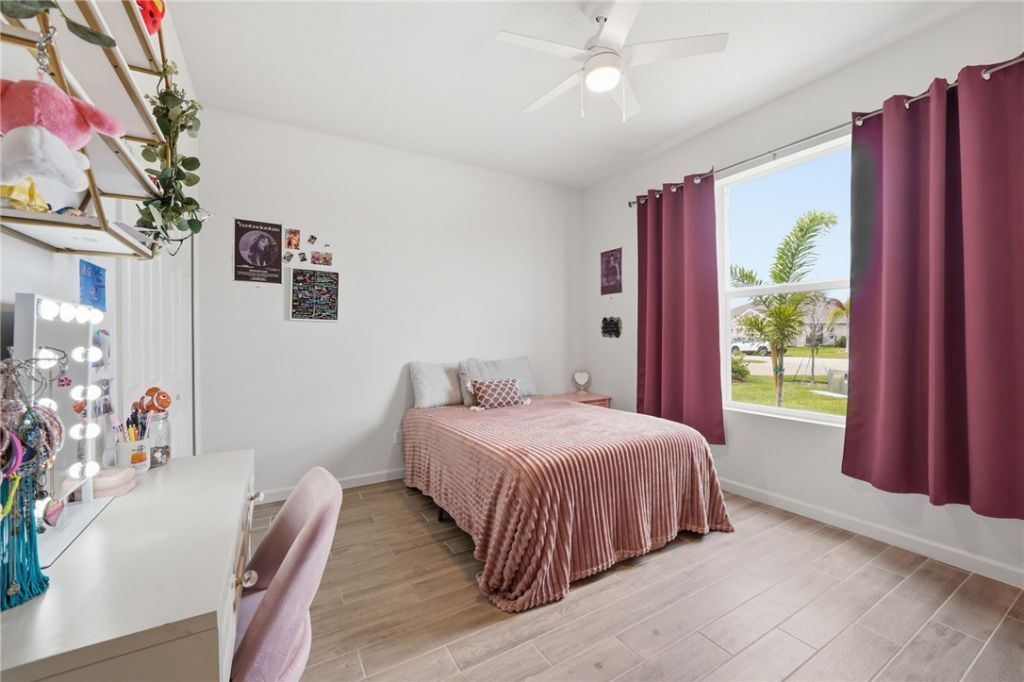 5285 2nd Manor, Vero Beach, FL 32968 Photo