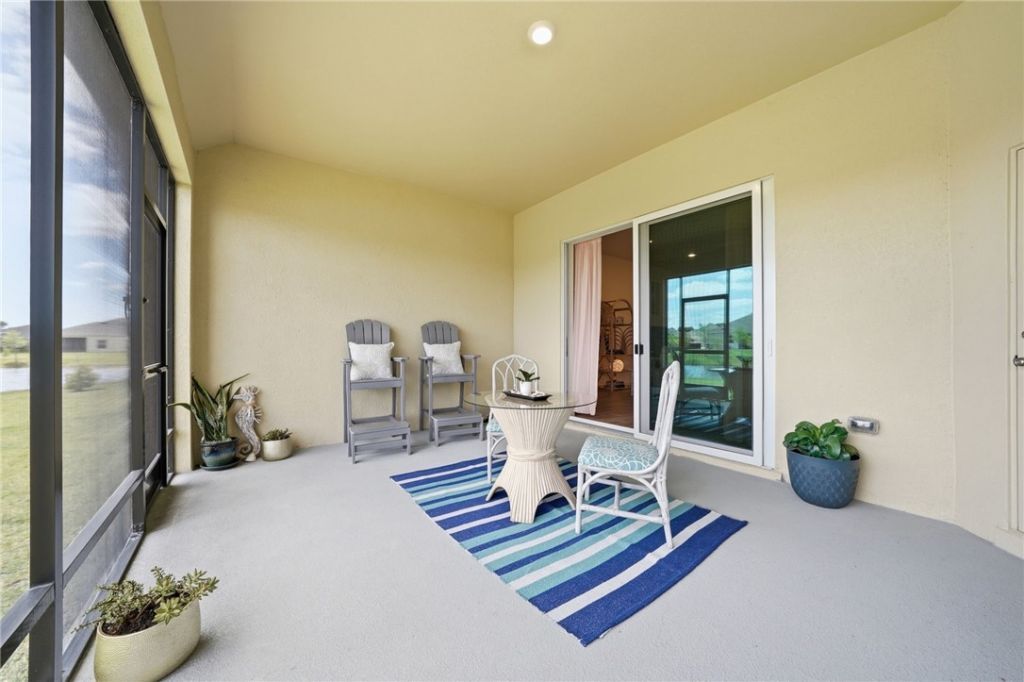 5285 2nd Manor, Vero Beach, FL 32968 Photo